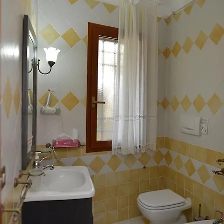 La Fonte Dell'ulivo 3 3* La Maddalena (Sassari)
