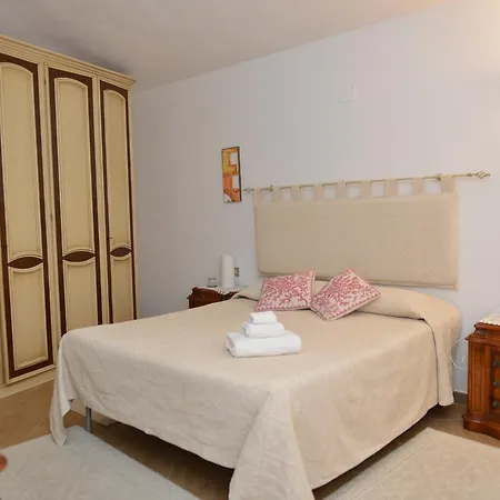 Bed & Breakfast La Fonte Dell'ulivo 3 *