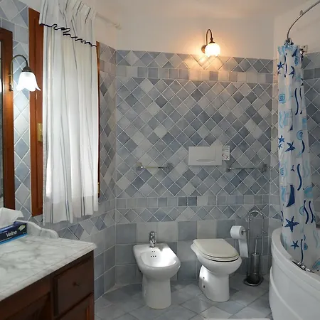 La Fonte Dell'ulivo 3 Bed & Breakfast *